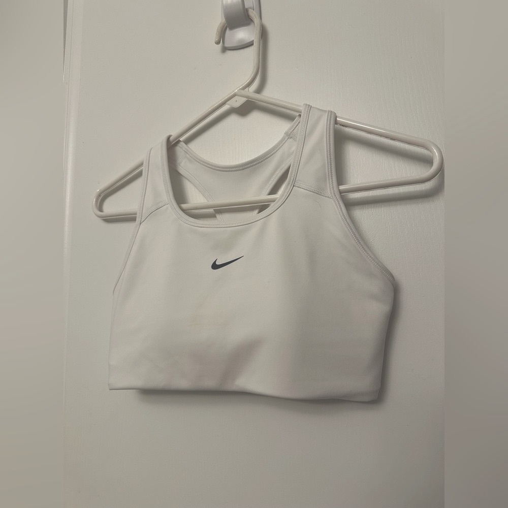 NIKE Dri-Fit Sports Bra in Crisp, Clean, White, Size Small
